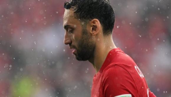 Hakan Çalhanoğlu: "2008 ruhu bizim için çok önemli...!"