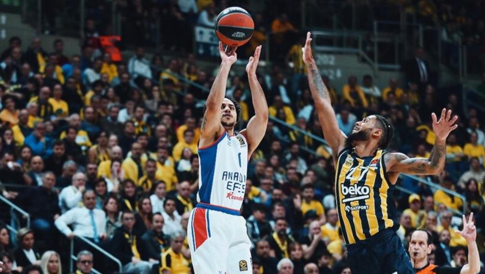 Türkiye Sigorta Basketbol Süper Ligi’nde finalin adı: Anadolu Efes - Fenerbahçe