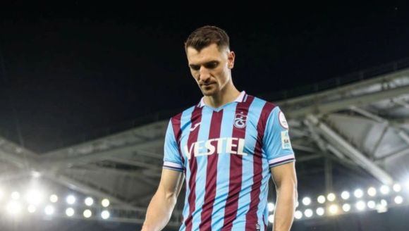 Trabzonspor ile sözleşmesini feshetmişti! Yeni takımı belli oldu