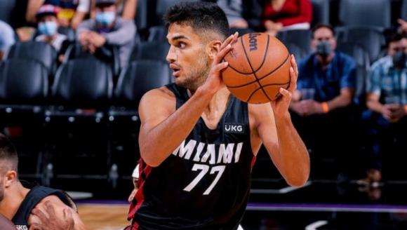 Utah Jazz, Ömer Faruk Yurtseven'i Serbest Bırakıyor