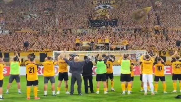 Almanya 3. Liginde tribün şov: Dynamo Dresden taraftarları coşkusuyla maçı salladı!