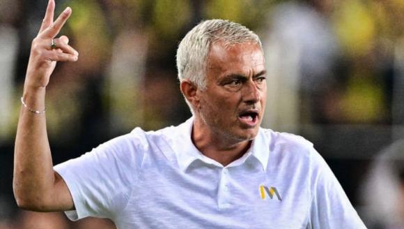 Fenerbahçe'de Jose Mourinho Lille maçı sonrası fena patladı! 'Başım belaya girebilir'