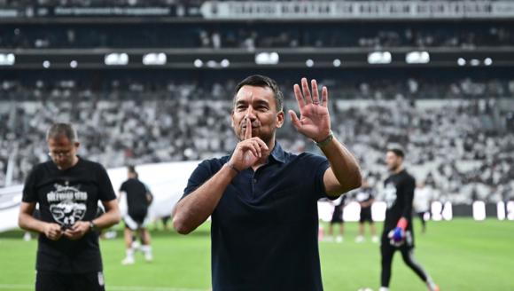 Giovanni van Bronckhorst, ayrılığı açıkladı!