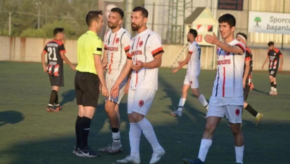 Amatör Lig'de ortalık karıştı! Türk sanılan futbolcu Suriyeli çıkınca şampiyonluk gitti