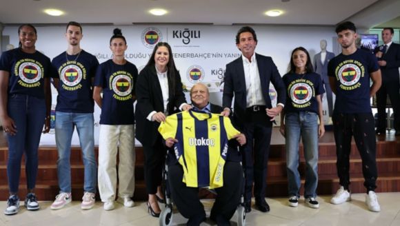 Fenerbahçe ile Kiğılı'dan iş birliği: Resmi giyim sponsoru anlaşması imzalandı