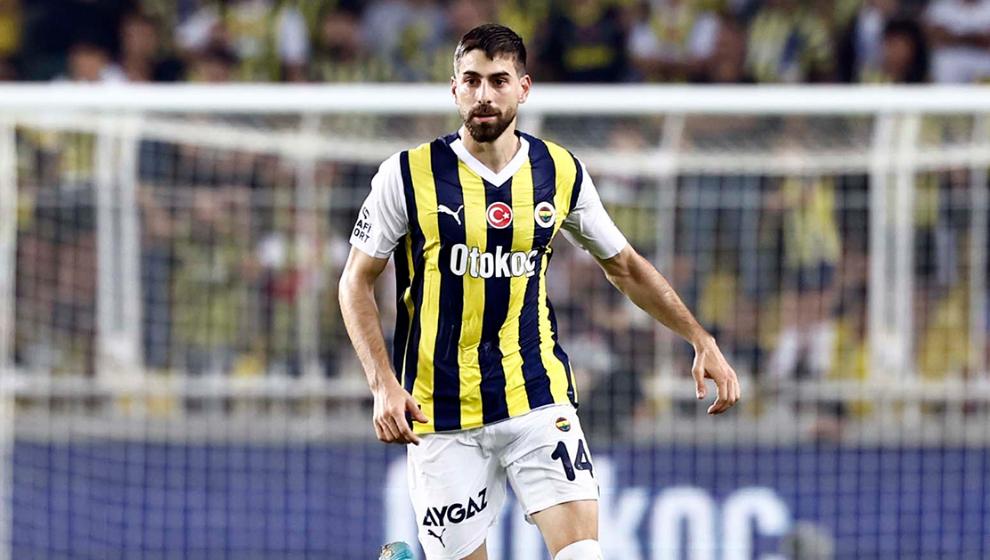 Fenerbahçe, Luan Peres'in Santos'a transfer olduğunu açıkladı