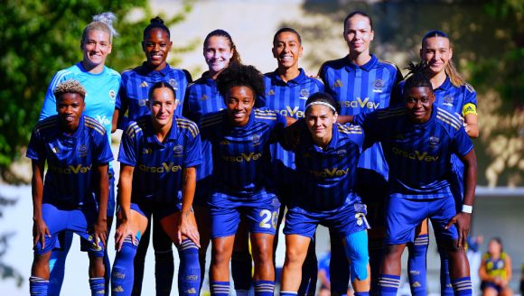 Fenerbahçe sezona bomba gibi başladı! 15-0