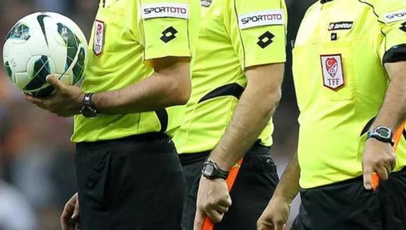 Türk futbolunu sarsacak iddia! 10 hakem suç duyurusunda bulundu