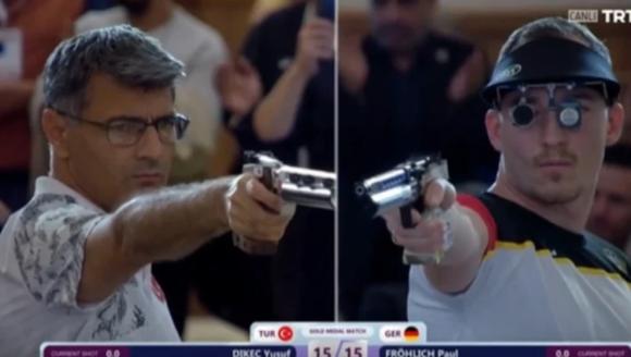 Yusuf Dikeç altın madalyayı yine ekipmansız kazandı
