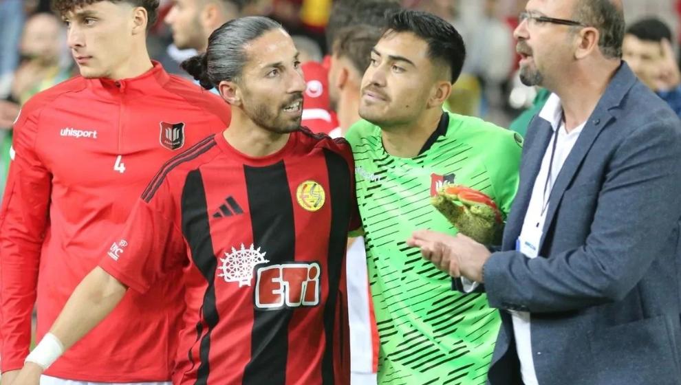 Eskişehirspor-Uşakspor maçından sonra ortalık savaş alanına döndü!