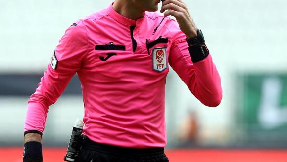 Fenerbahçe-Galatasaray derbisinin hakemi belli oldu!