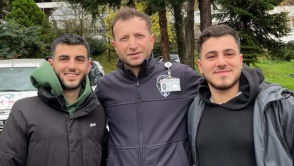 KTÜ'de güvenlik olarak çalışıyor! Cuma namazı çıkışında Yasin Kol şaşkınlığı